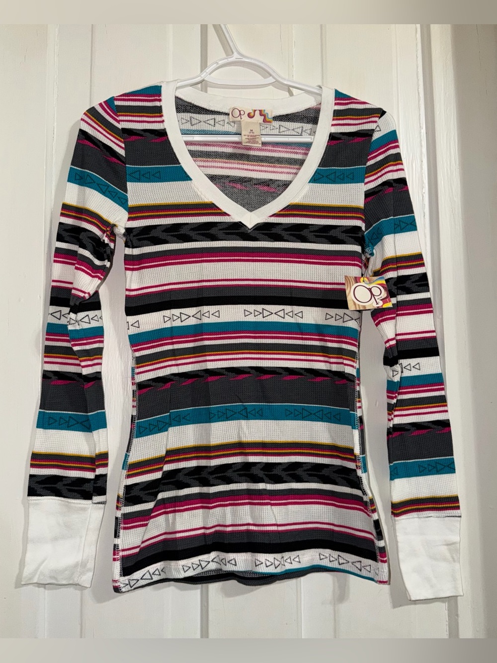 NWT Girls size medium 7/8 shirt V-Neck Long Sleeve Striped Thermal Top